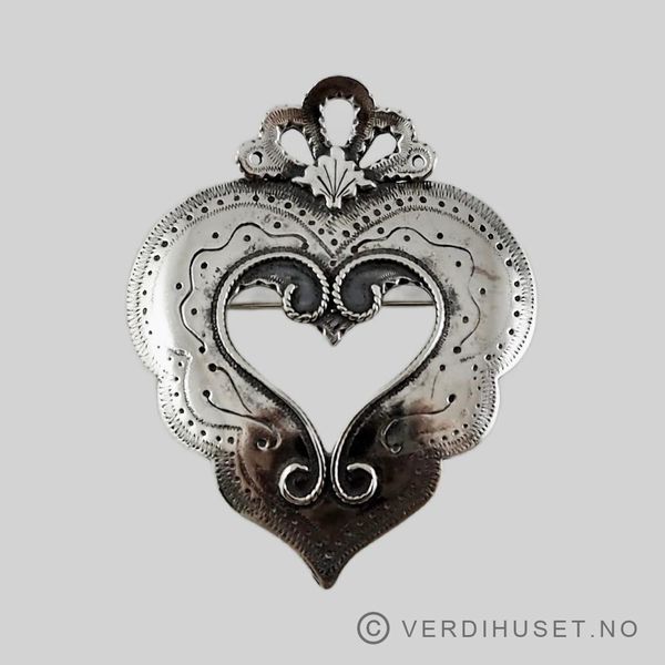 Hovedbilde Brosje i sølv - Huldresølv