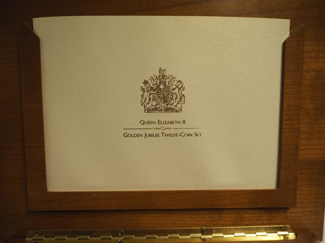 Hovedbilde Myntsett i Sølv -Queen Elisabeth II - 12