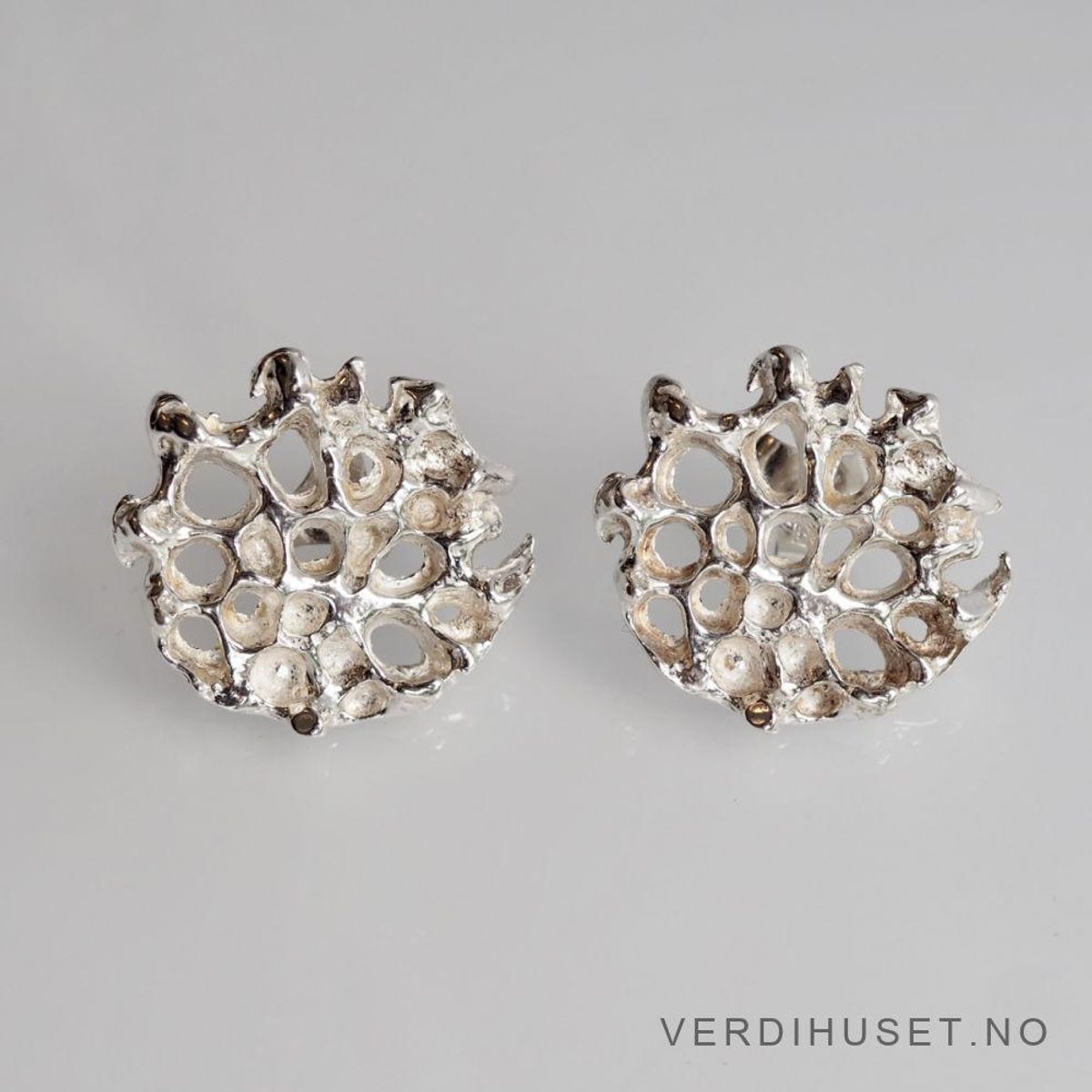 Ørepynt i sølv - Tundra nr. 557 - Juhls, Kautokeino