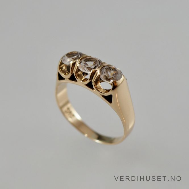 Hovedbilde Ring i 14 K gull med 3 blanke stener