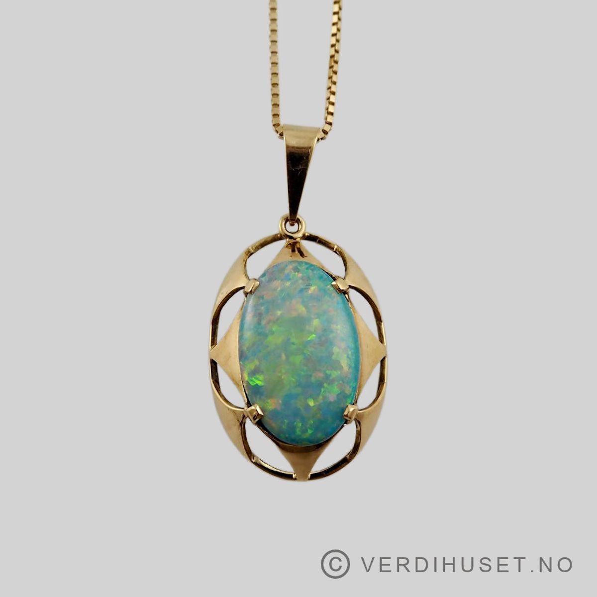 Anheng i 14 K gull med opal