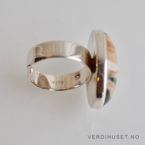 Hovedbilde Ring i sølv med stor sten