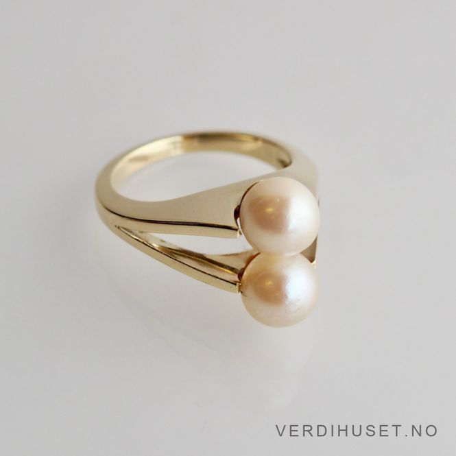 Hovedbilde Ring i 14 K gull med 2 perler