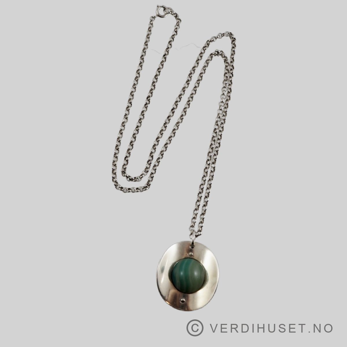 Anheng i sølv med kuleformet sten - Tone Vigeland