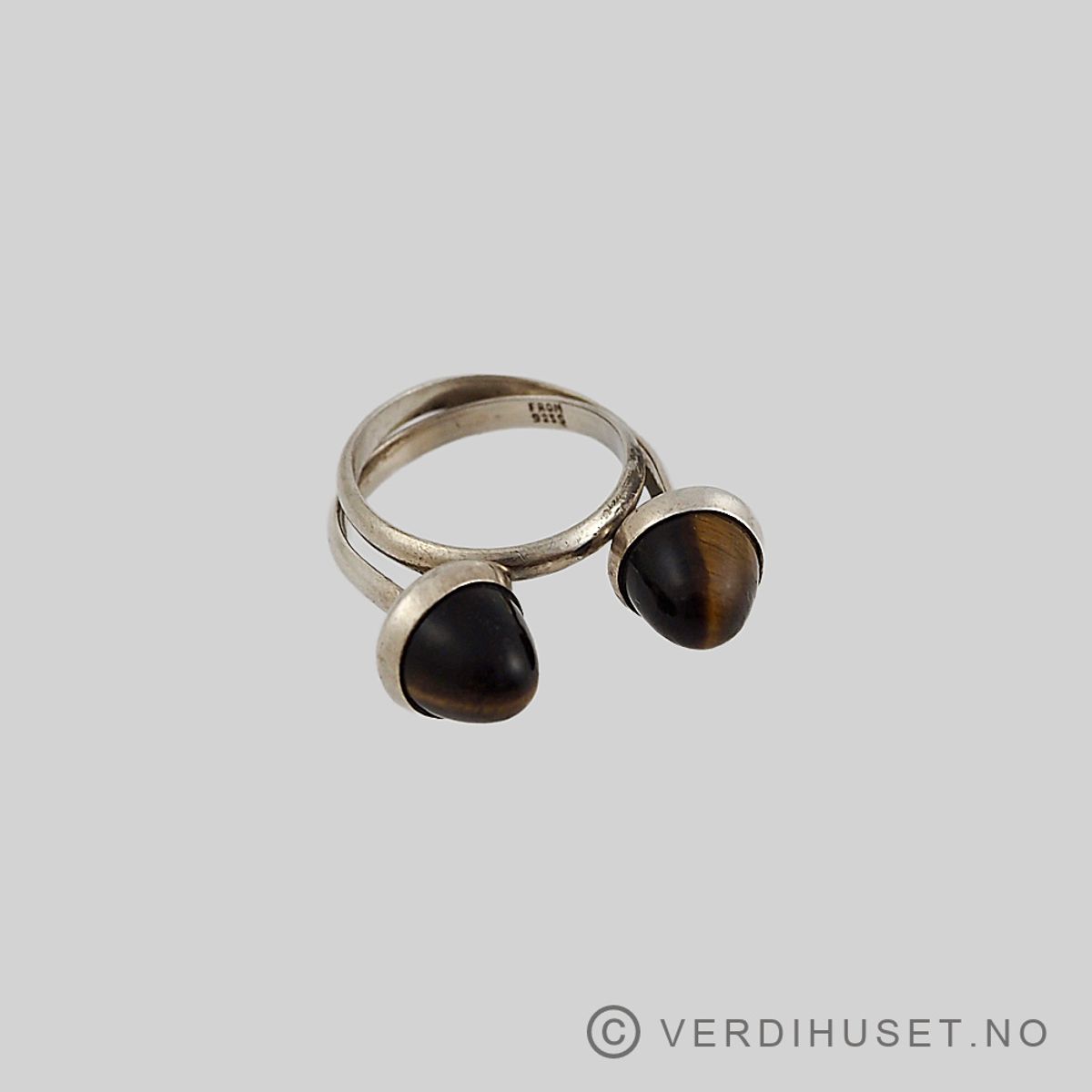 Ring i sølv med tigerøye - N.E. From