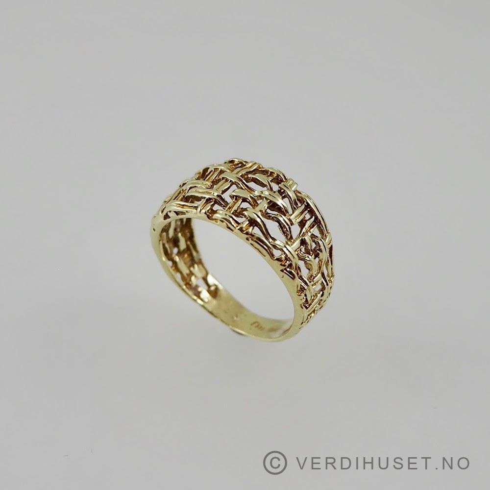 Ring i 14 K gull