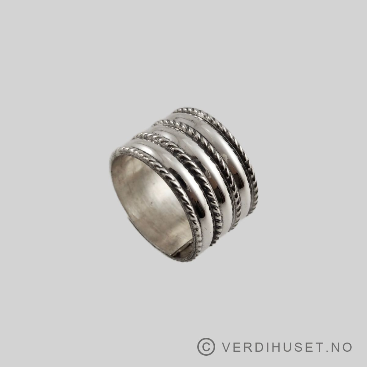 Ring i sølv - Saga-serien - D-A