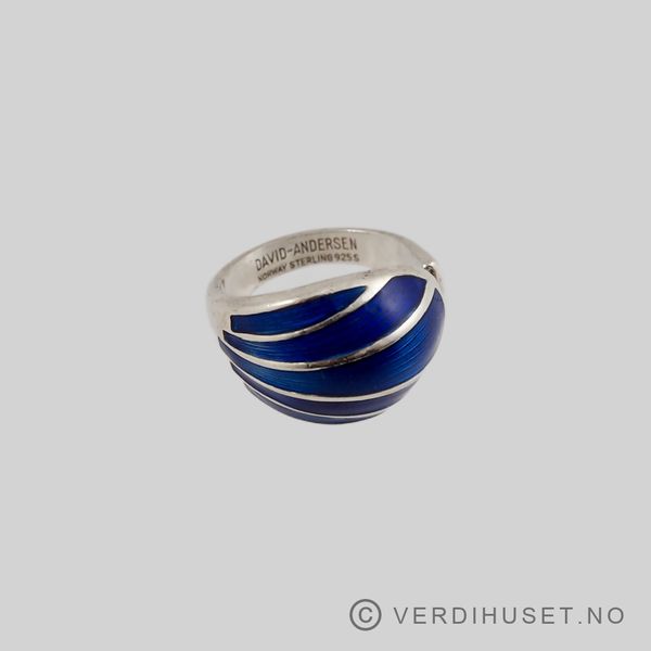 Hovedbilde Ring i sølv med blå emalje - D-A