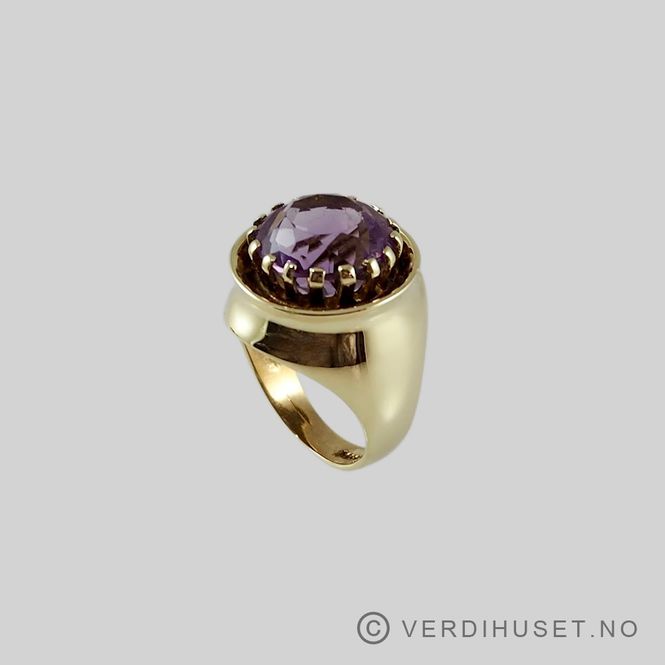 Hovedbilde Ring i 14 K gull med lilla sten