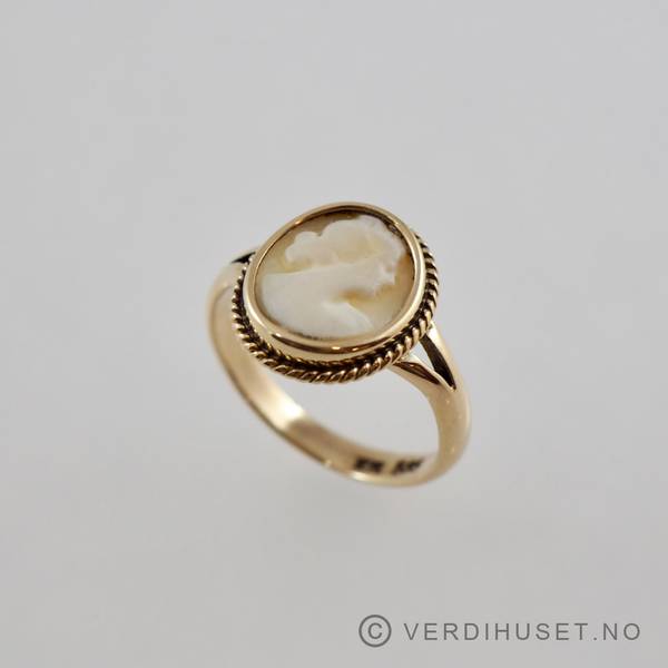 Hovedbilde Ring i 14 K gull med kamee