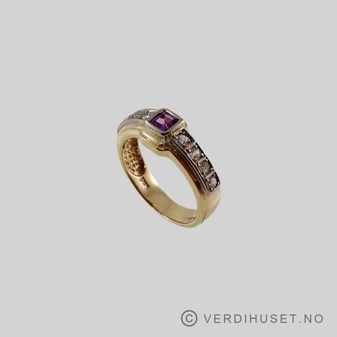 Hovedbilde Ring i 14 K gull med lilla og blanke stener