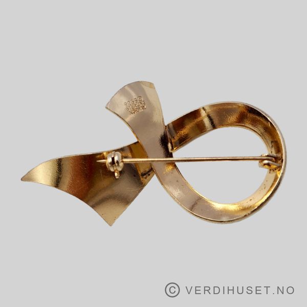 Hovedbilde Brosje i forgylt sølv med hvit emalje - Ivar T. ...