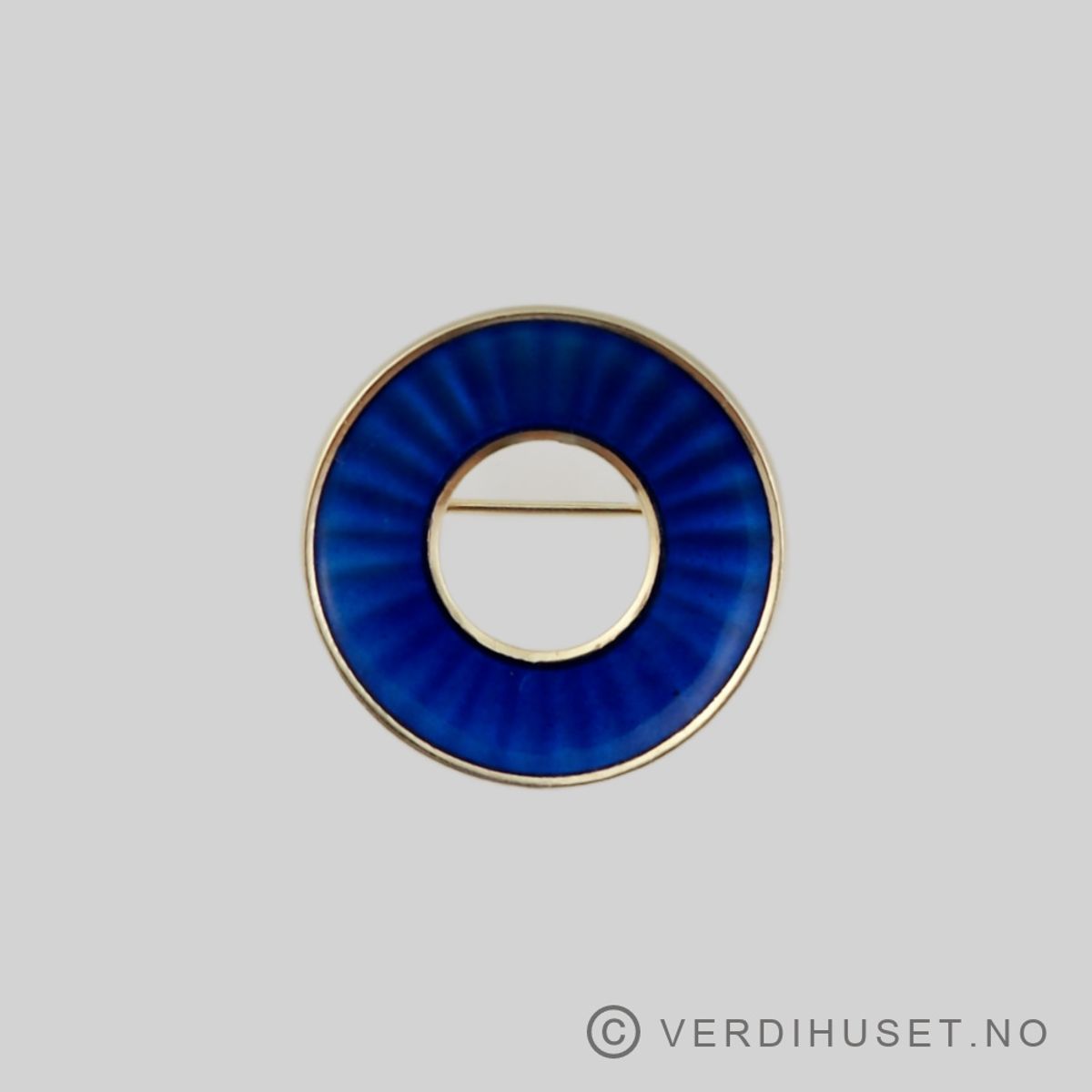 Brosje i forgylt sølv med blå emalje - Einar Modahl