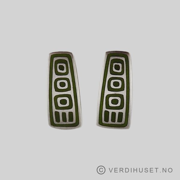 Hovedbilde Øreklips i sølv med matt grønn emalje - Uni D-A