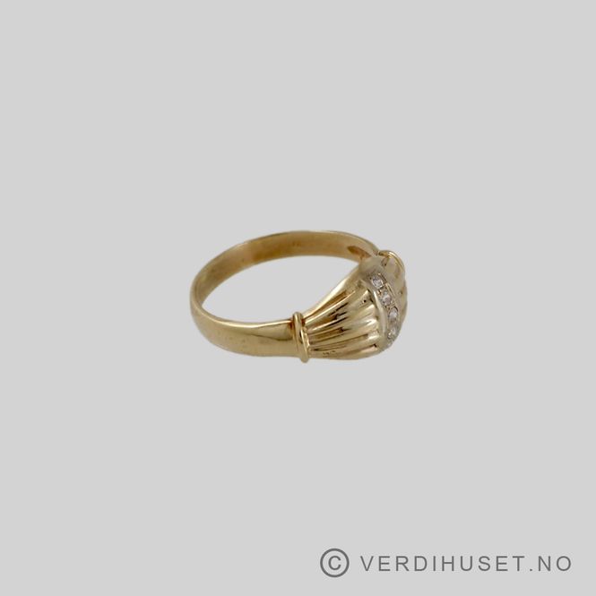 Hovedbilde Ring i 14 K gull med blanke stener