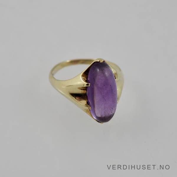 Hovedbilde Ring i 14 K gull med lilla sten
