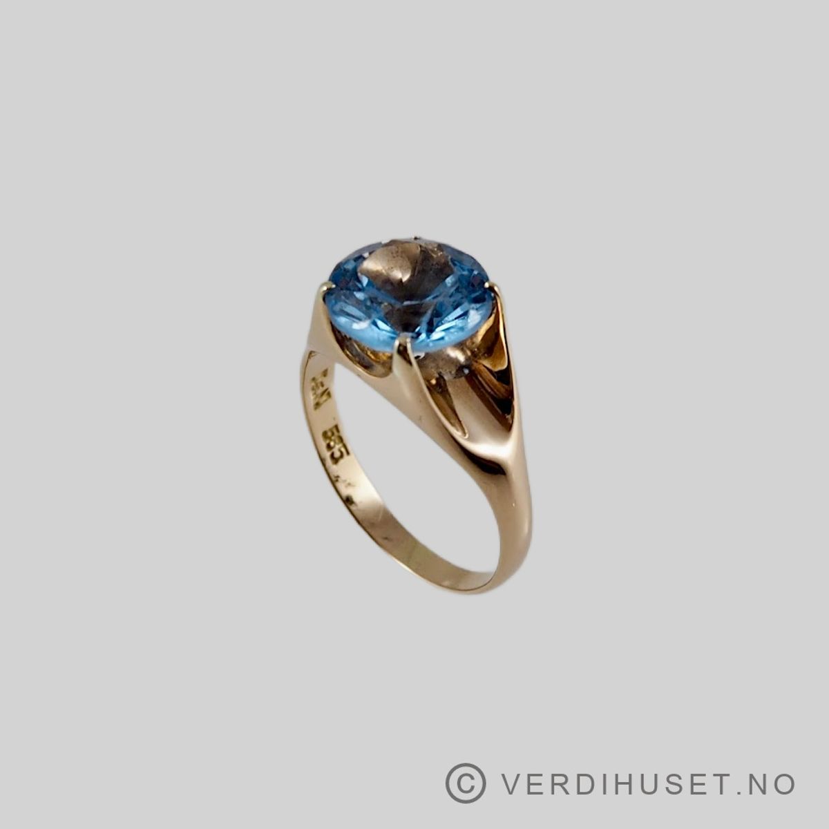 Ring i 14 K gull med blå sten